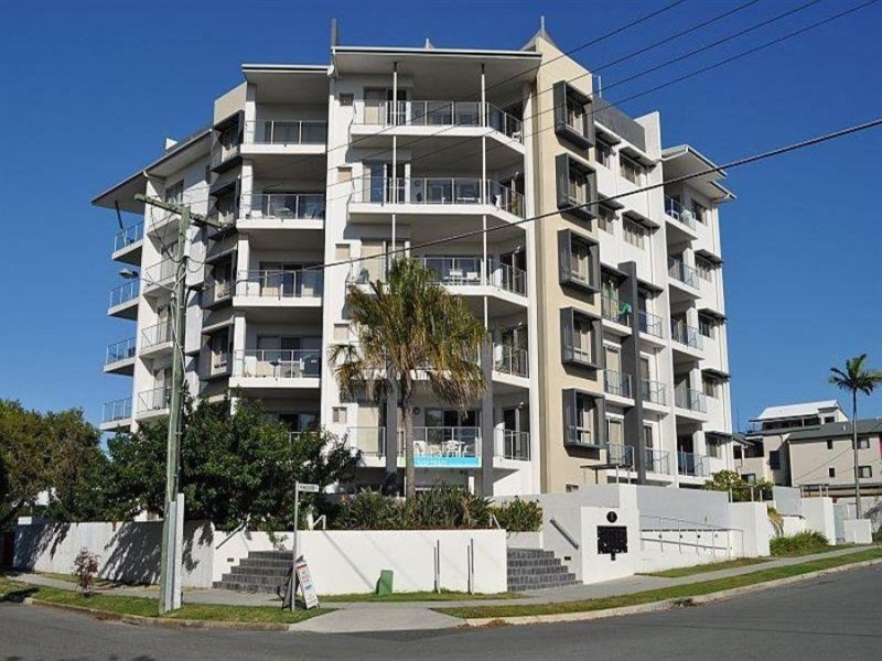 24/1 McNaughton Street, Redcliffe QLD 4020