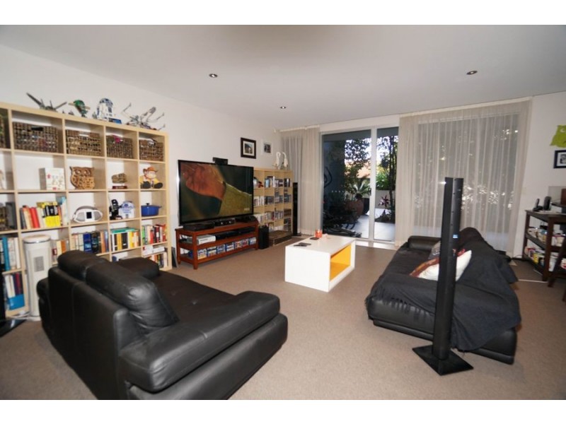 2 Activa Way, Hope Island QLD 4212