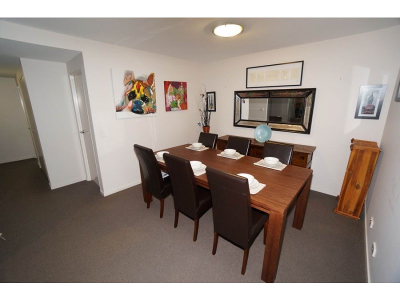 2 Activa Way, Hope Island QLD 4212