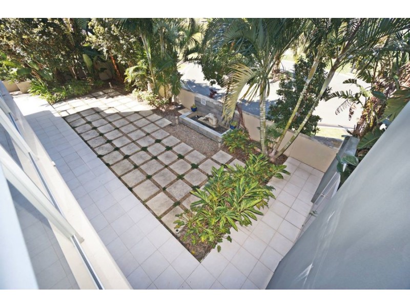 2 Activa Way, Hope Island QLD 4212