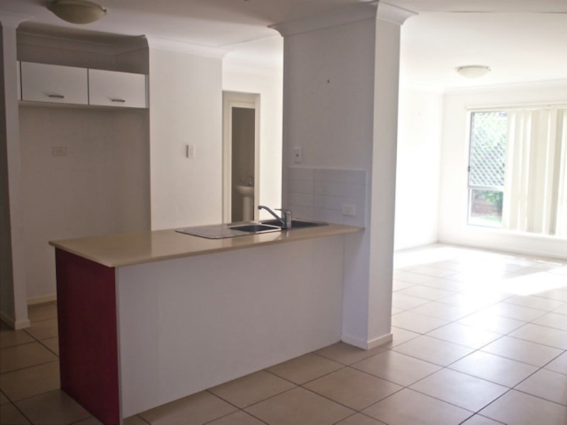 20 Whitsunday Pl, Redland Bay QLD 4165