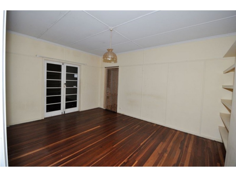 9b Ootana, Chapel Hill QLD 4069