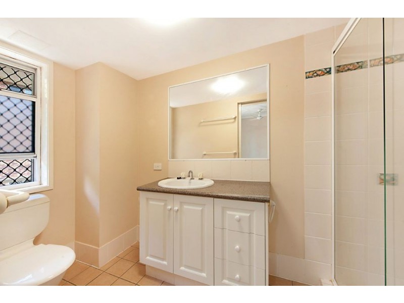 34/20 Sykes Court, Southport QLD 4215