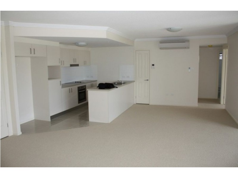 63/2180 logan road, Upper Mount Gravatt QLD 4122
