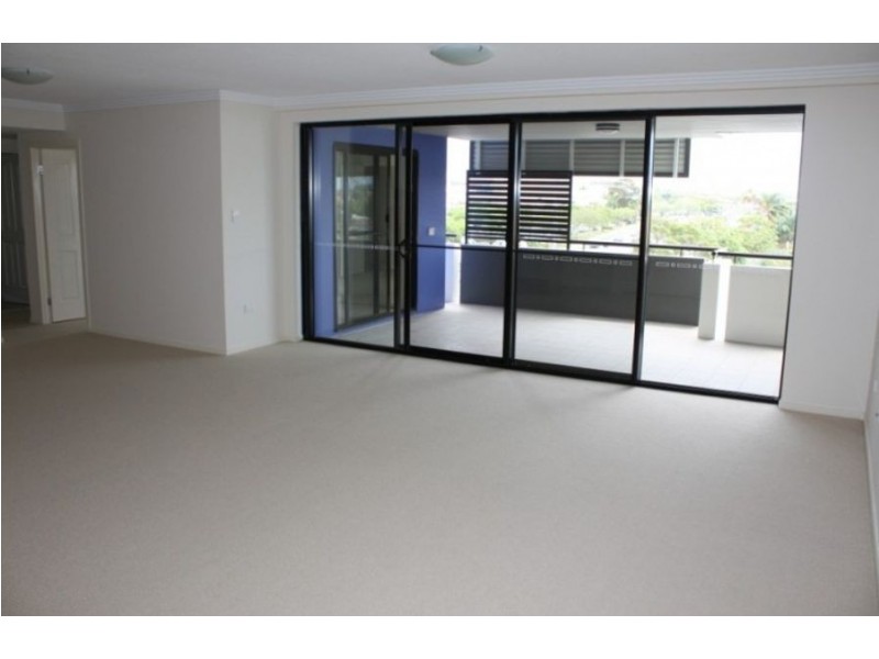 63/2180 logan road, Upper Mount Gravatt QLD 4122