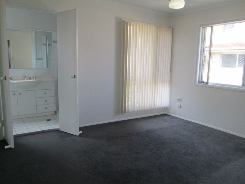 18 Brickfield Road, Aspley QLD 4034