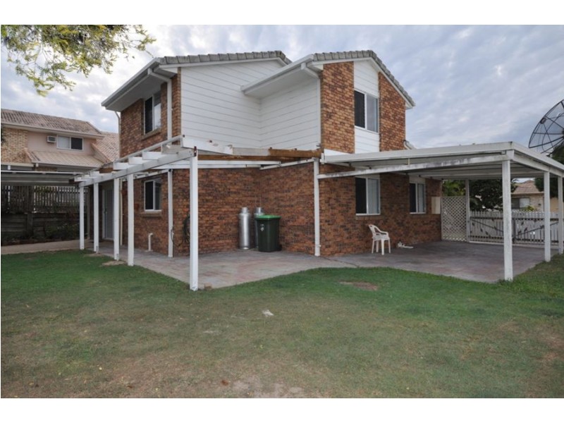 8 Serle St, Middle Park QLD 4074