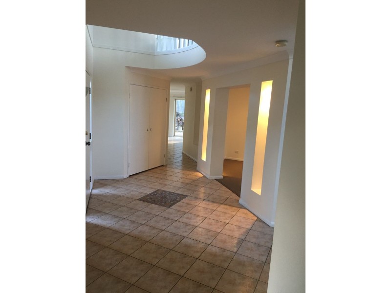 24 IRANDI STREET, Mansfield QLD 4122