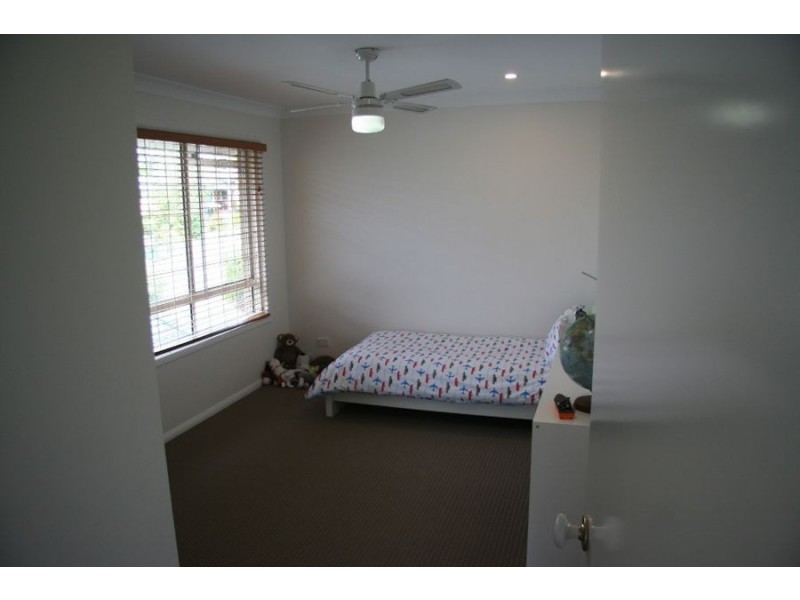 24 IRANDI STREET, Mansfield QLD 4122