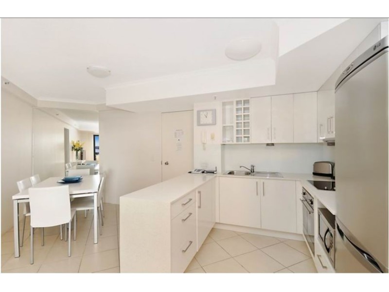 35 452 Marine Parade, Biggera Waters QLD 4216