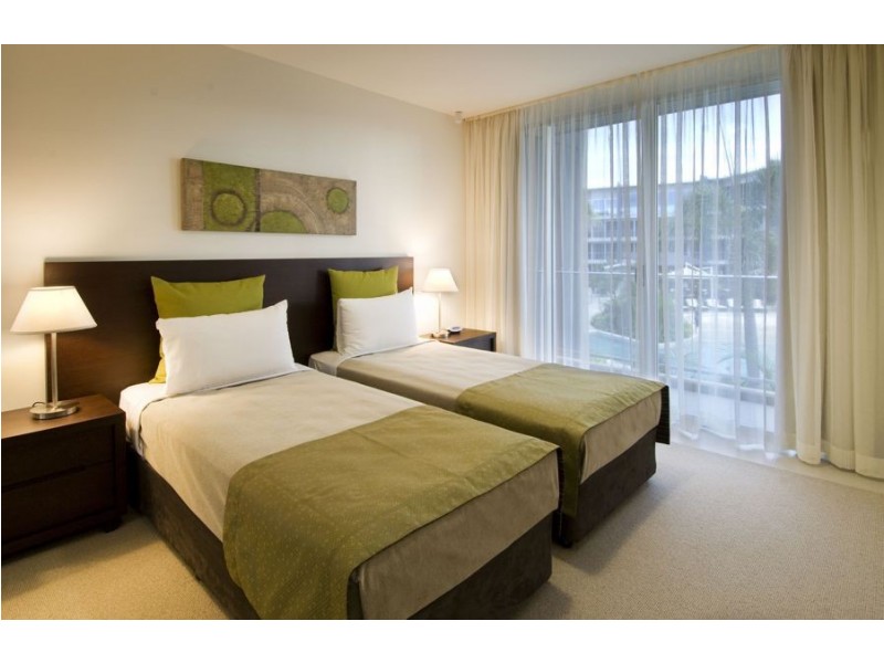 2 Activa Way, Hope Island QLD 4212