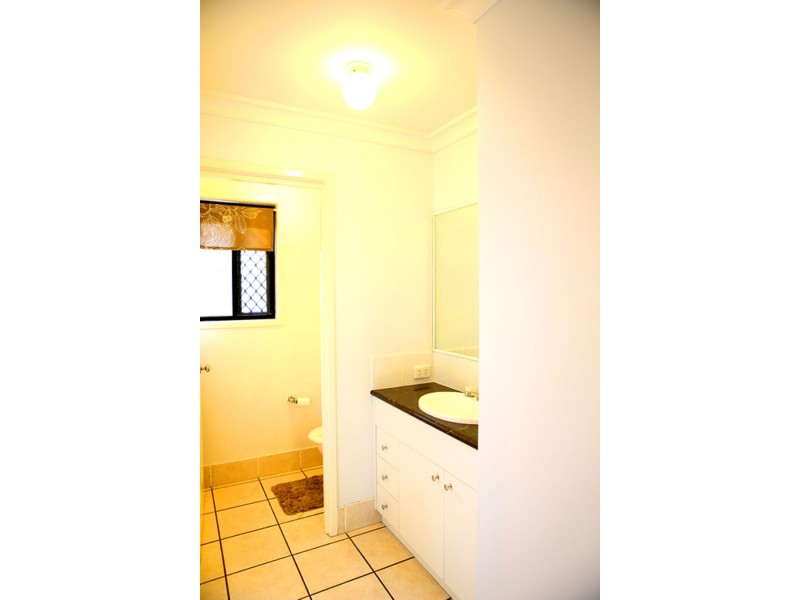 6 Conimbla Close, Parkinson QLD 4115