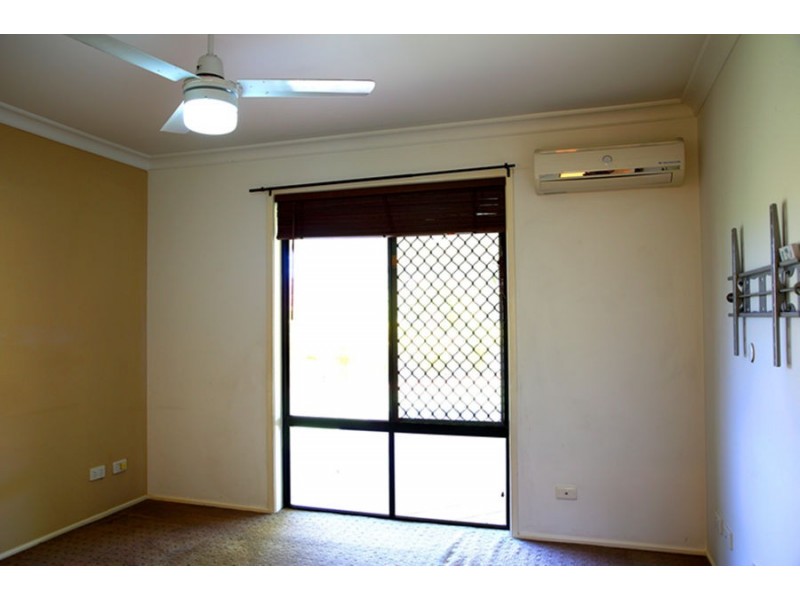 6 Conimbla Close, Parkinson QLD 4115