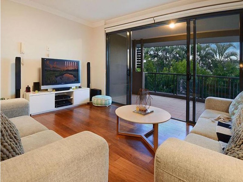 204/21 miles street, Clayfield QLD 4011