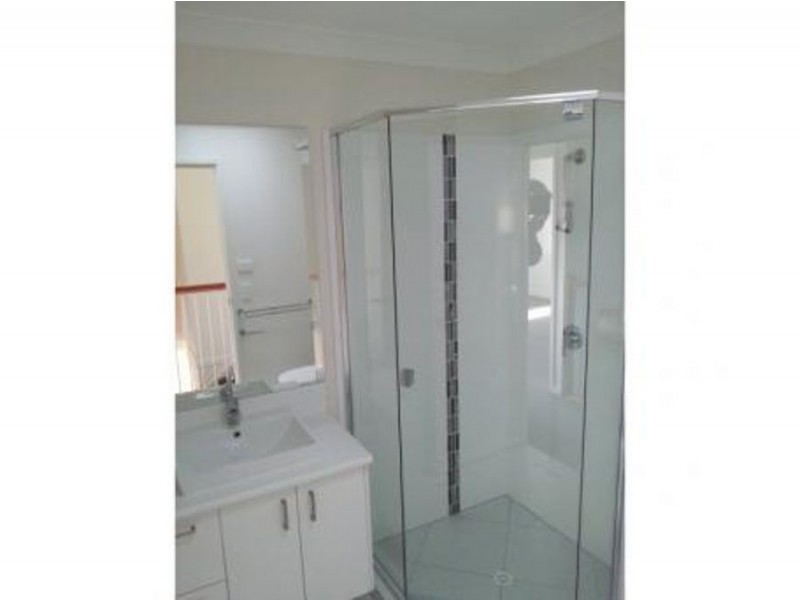 North Lakes QLD 4509