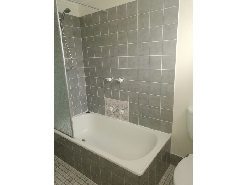 u12 22Barbet Place, Burleigh Waters QLD 4220