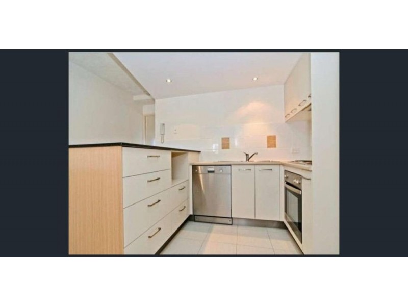 15/10 Grand Pde, Kawana Island QLD 4575