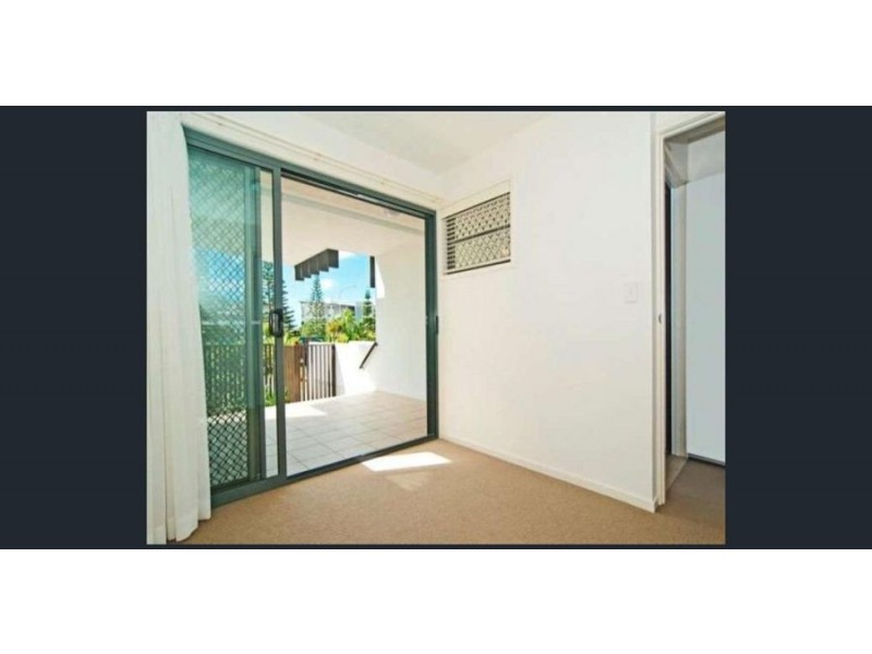 15/10 Grand Pde, Kawana Island QLD 4575