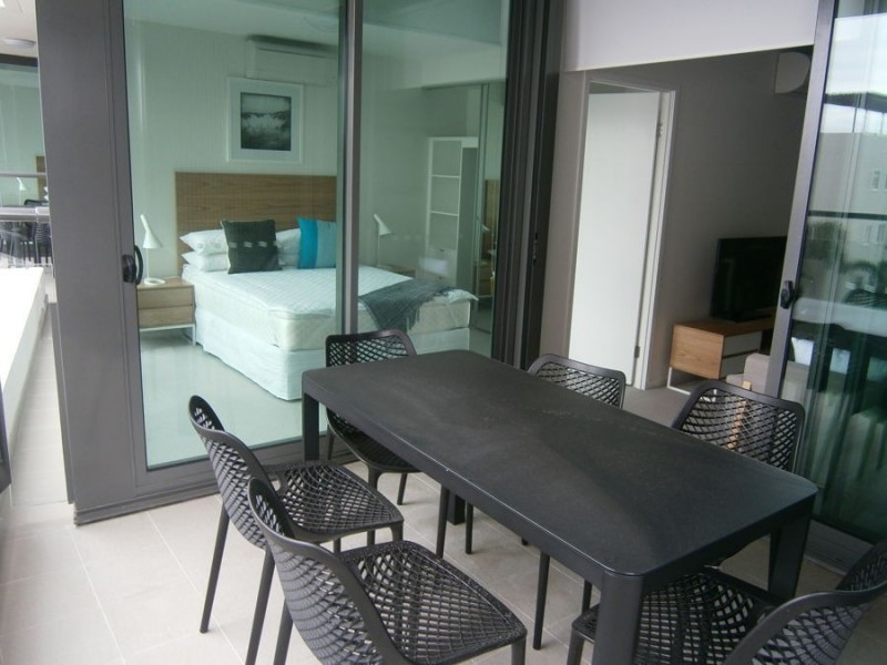 HP 037/B Harbour Rd, Hamilton QLD 4007