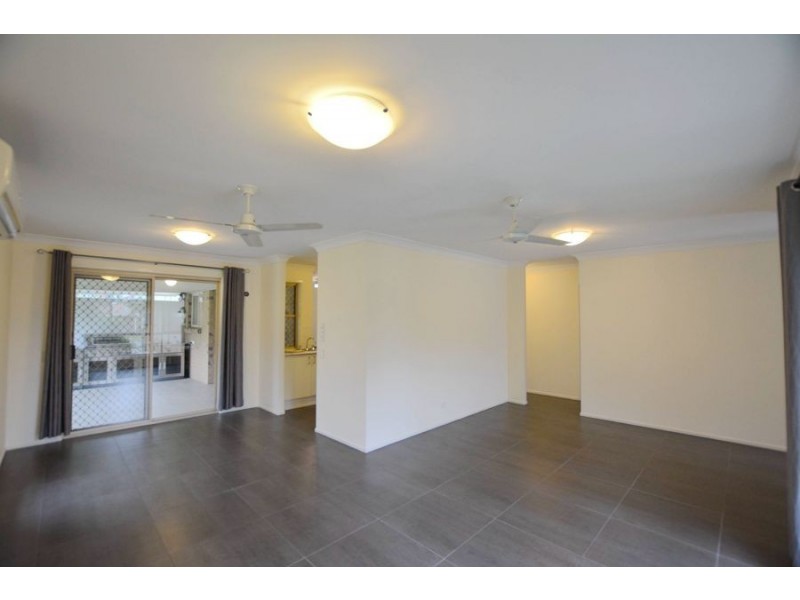 8 Murphy Street, Calamvale QLD 4116