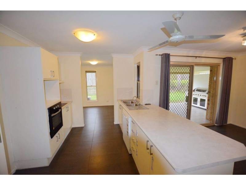 8 Murphy Street, Calamvale QLD 4116