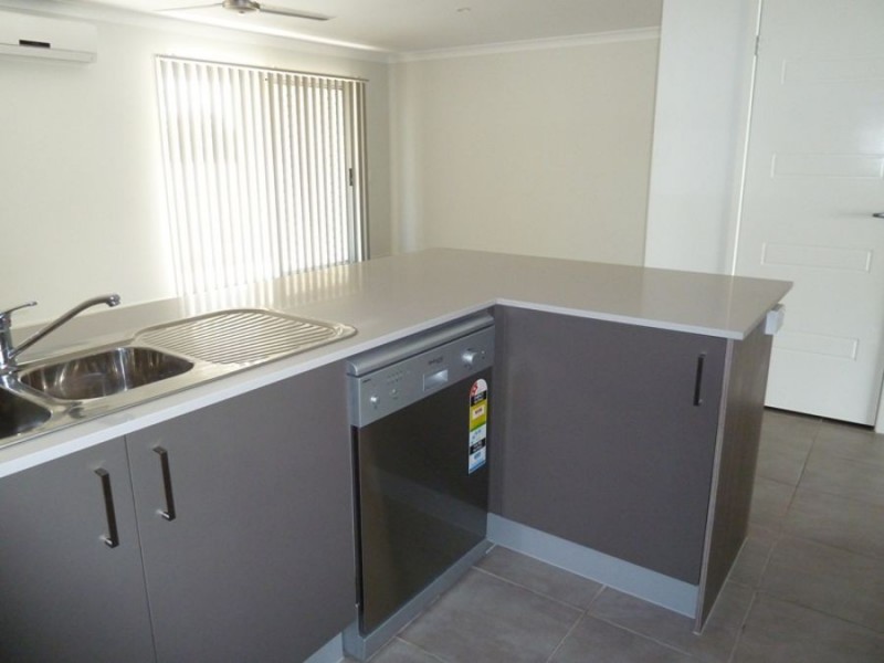 Unit2 15-27 Bailey Road, Deception Bay QLD 4508
