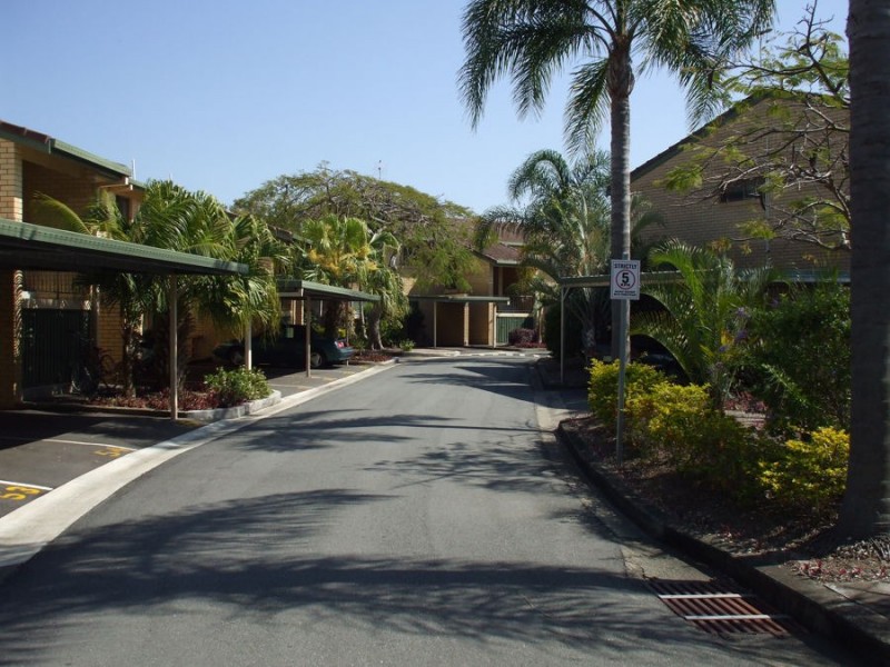u06 22Barbet Place, Burleigh Waters QLD 4220