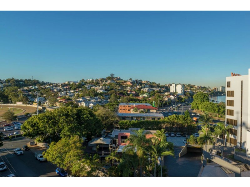2A/8 Hunt Street, Hamilton QLD 4007