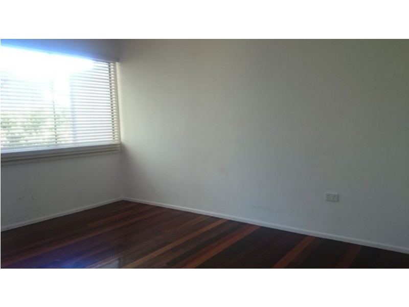 3/43 Holland Rd, Holland Park QLD 4121