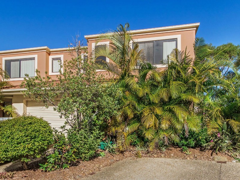 Varsity Lakes QLD 4227