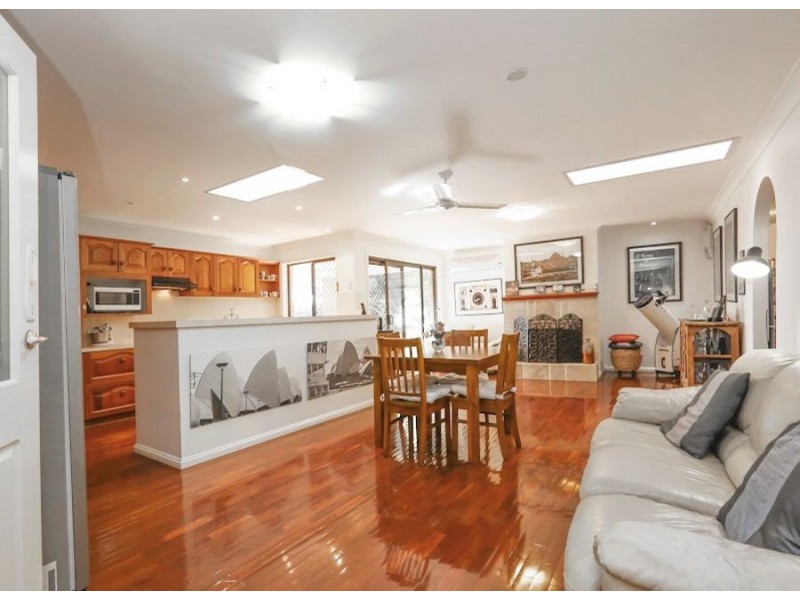 3 MALBON STREET, Eight Mile Plains QLD 4113