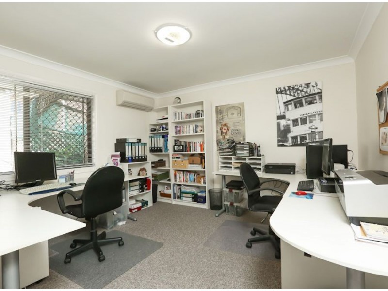 3 MALBON STREET, Eight Mile Plains QLD 4113