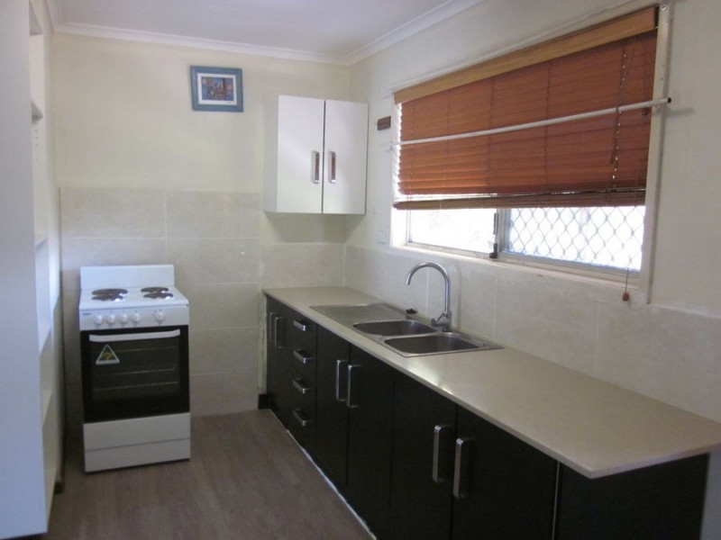 15 Maple Street, Kingston QLD 4114