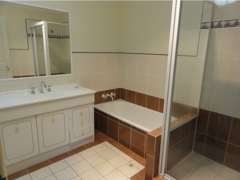 580 Seventeen Mile Rocks Road/Sinnamon Park/Jindalee, Sinnamon Park QLD 4073