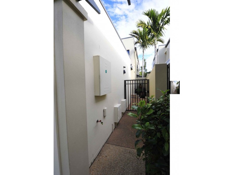 1050/1 THE COVE CRESCENT, Carrara QLD 4211