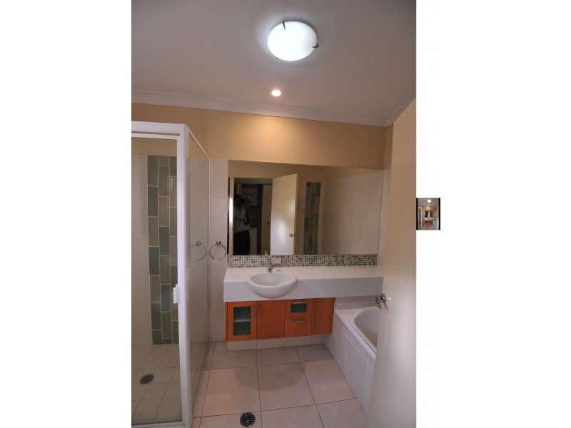 1050/1 THE COVE CRESCENT, Carrara QLD 4211
