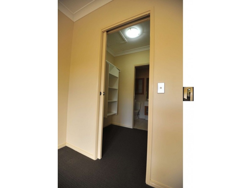 1050/1 THE COVE CRESCENT, Carrara QLD 4211