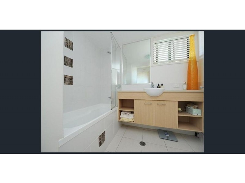 48/10 Grand Pde, Kawana Island QLD 4575