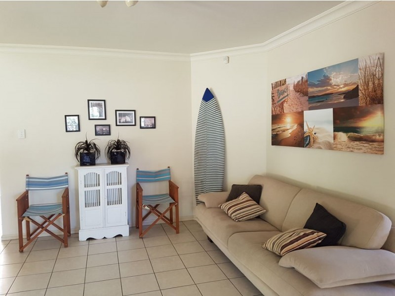 21 conifer street, Carindale QLD 4152