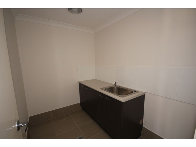 30/19 Gumtree Crescent, Upper Coomera QLD 4209