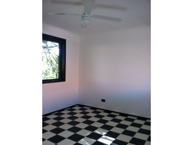 20/283 Kingston Rd, Logan Central QLD 4114