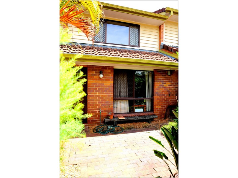 7 / 123 Barbaralla Drive, Springwood QLD 4127