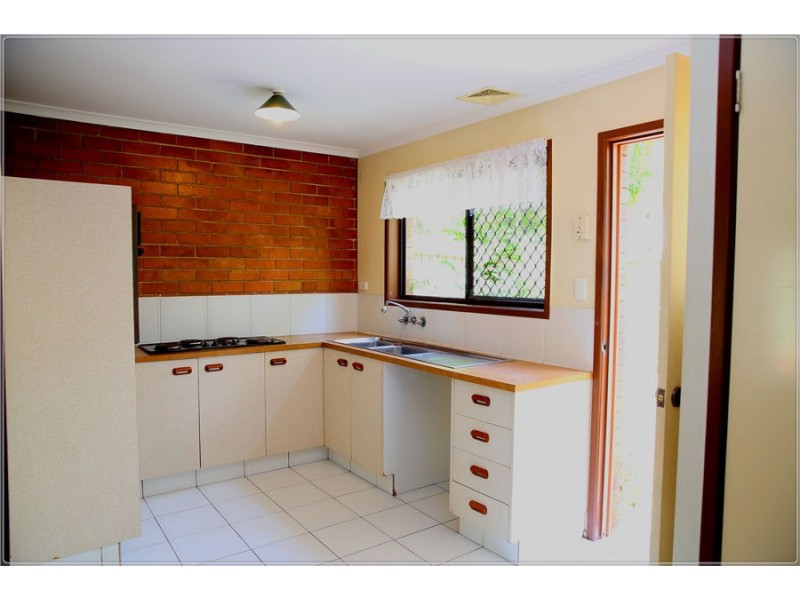 7 / 123 Barbaralla Drive, Springwood QLD 4127