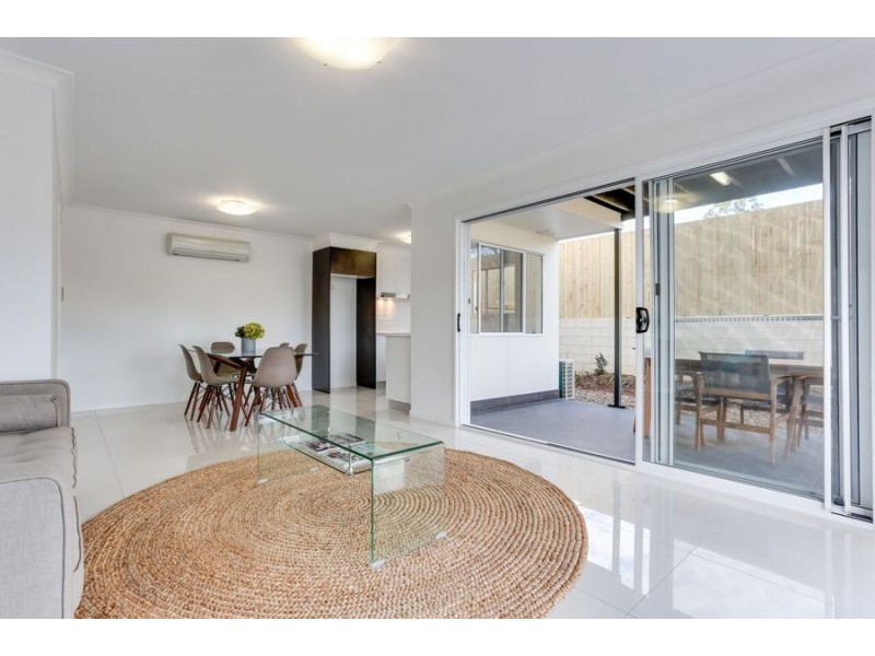 Durack QLD 4077