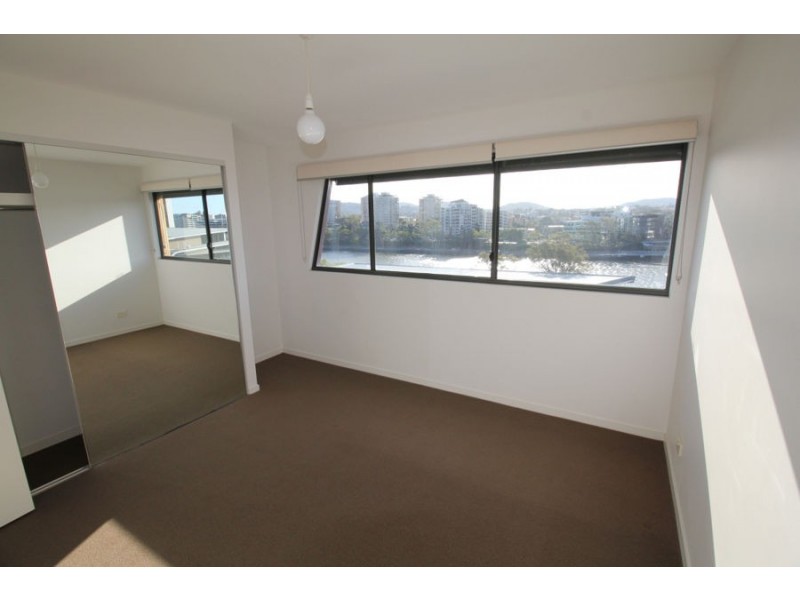 L172/8 Musgrave st, West End QLD 4101