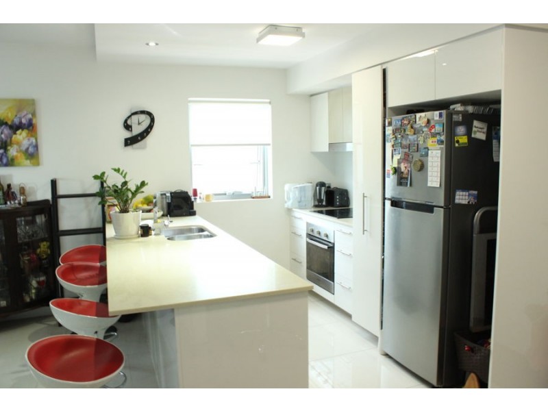 80 Hornibrook Esp, Clontarf QLD 4019