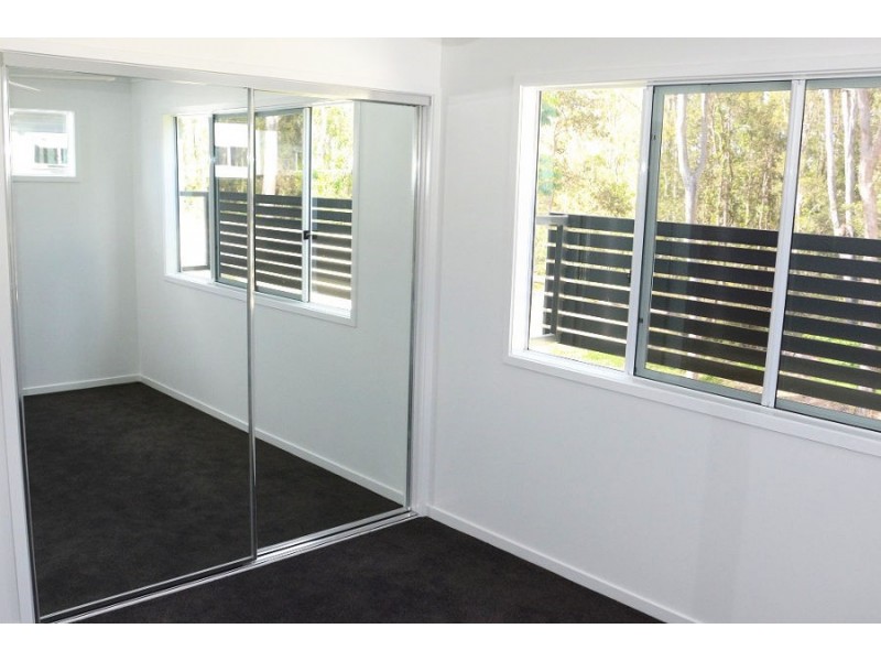 Durack QLD 4077