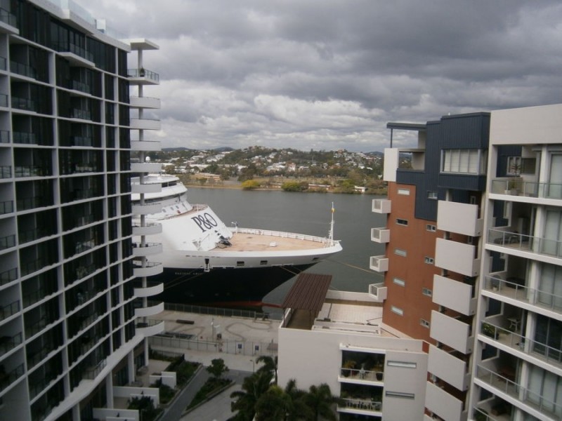 H-009/37B Harbour Rd, Hamilton QLD 4007