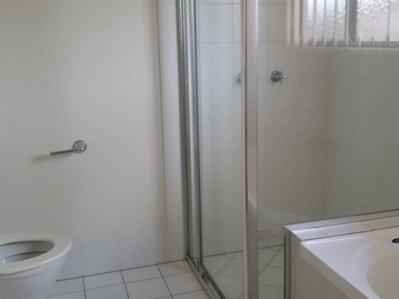 18 Loganlea Road, Waterford West QLD 4133
