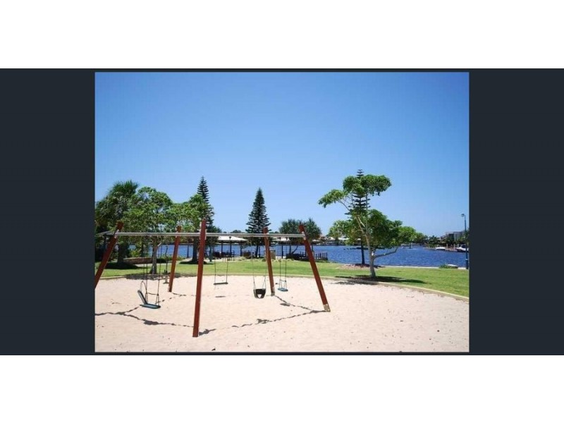 14/10 Grand Pde, Kawana Island QLD 4575